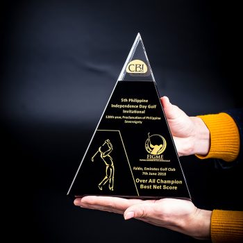 shop k9 crystal pyramid award online